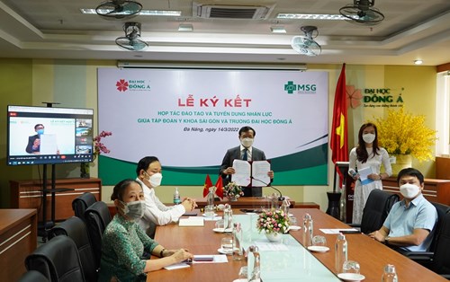 Tập đoàn y khoa Sài Gòn hợp tác đào tạo và cung ứng nhân sự từ ĐH Đông Á