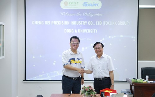 Đại học Đông Á đón tiếp, làm việc với Foxlink trước thềm Ngày hội việc làm 2024